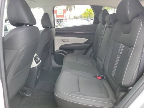 Certified 2024 Hyundai Tucson SEL FWD image 8