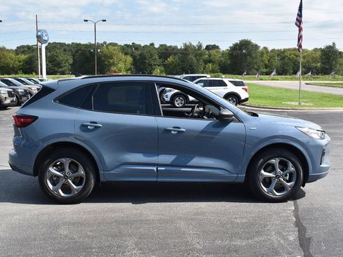 Used 2024 Ford Escape ST-Line w/ Tech Pack #1 AWD/4WD image 15