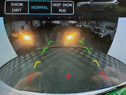 Used 2024 Subaru Ascent Limited w/ Technology Package image 18