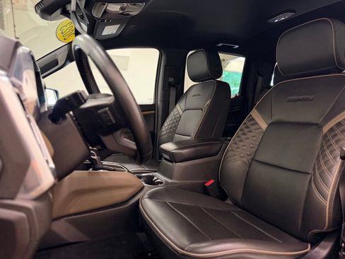 Used 2023 GMC Canyon Denali AWD/4WD image 11