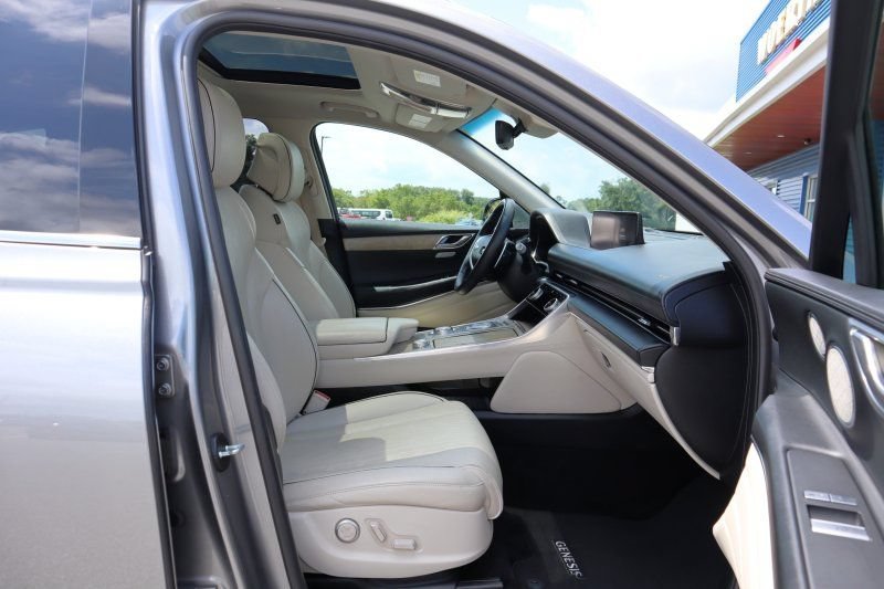 Used 2021 Genesis GV80 3.5T Advanced + AWD/4WD image 22