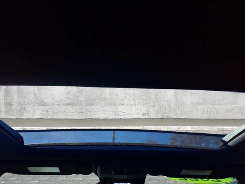 Used 2022 Genesis G70 3.3T w/ Sport Advanced Package image 5