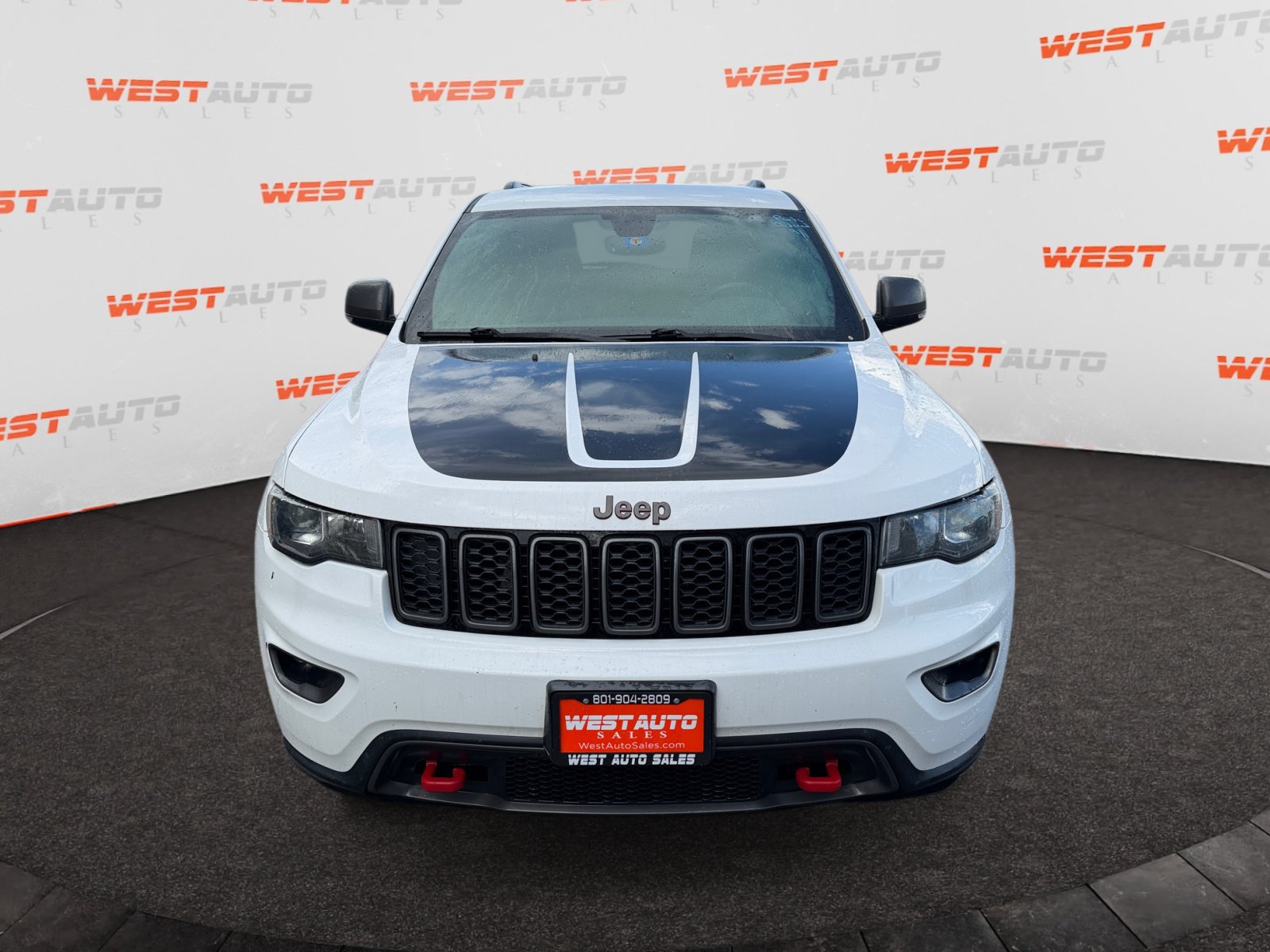 Used 2018 Jeep Grand Cherokee Trailhawk AWD/4WD image 8