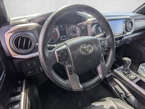 Used 2023 Toyota Tacoma Limited AWD/4WD image 10
