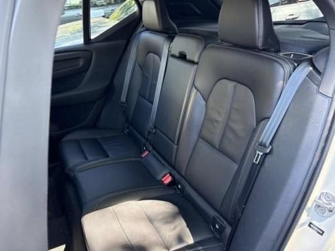 Used 2023 Volvo XC40 B5 Plus w/ Driver Assist Package AWD/4WD image 7