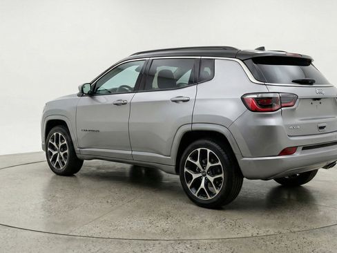 Used 2025 Jeep Compass Limited AWD/4WD image 6