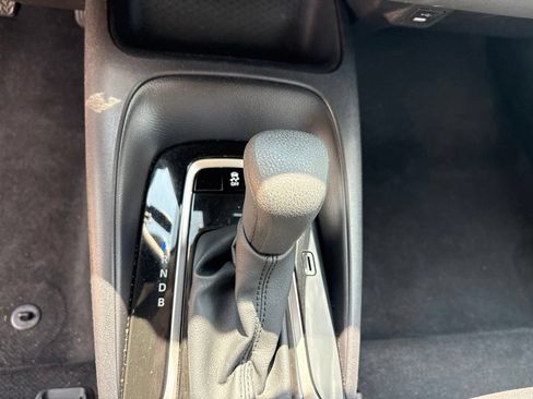 Used 2026 Toyota Corolla LE FWD image 17