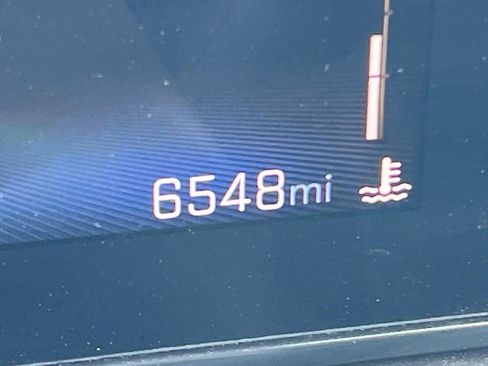 Used 2024 Chevrolet TrailBlazer LT w/ LT Cold Weather Package image 12