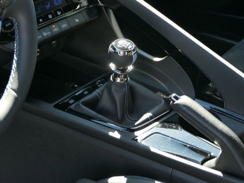 New 2026 Hyundai Elantra N FWD image 20
