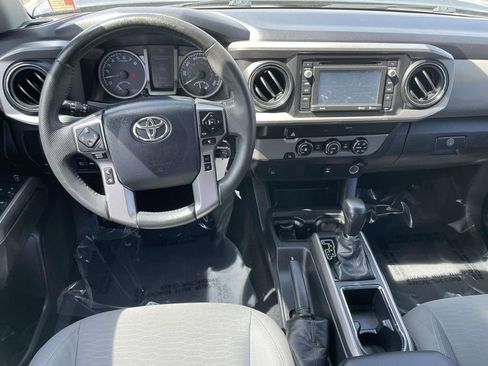 Used 2019 Toyota Tacoma SR5 image 23