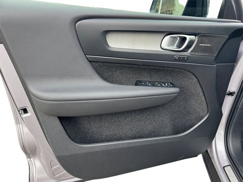 New 2026 Volvo XC40 B5 Plus w/ Protection Package Premier image 10