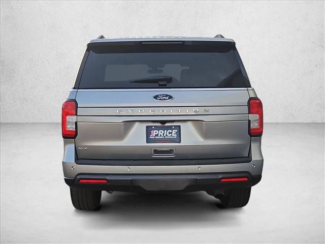 Used 2024 Ford Expedition XLT RWD image 7