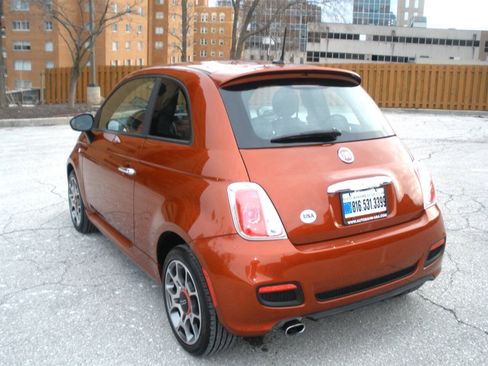 Used 2013 FIAT 500 Sport w/ Beats Audio Pkg FWD image 8