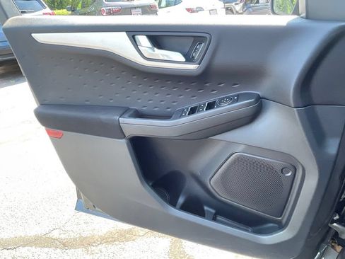Used 2020 Ford Escape SE AWD/4WD image 9