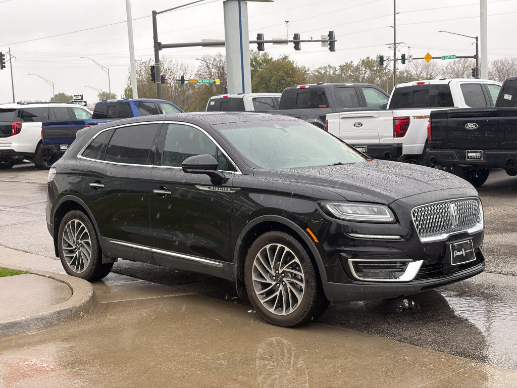 Used 2020 Lincoln Nautilus Reserve w/ Equipment Group 201A AWD/4WD image 7