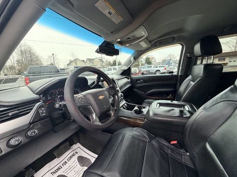 Used 2015 Chevrolet Suburban LT image 18