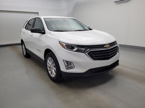 Used 2021 Chevrolet Equinox LS w/ LS Convenience Package image 13