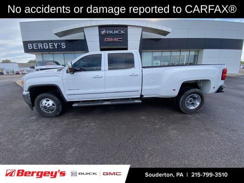 Used 2018 GMC Sierra 3500 SLT w/ Duramax Plus Package AWD/4WD image 2