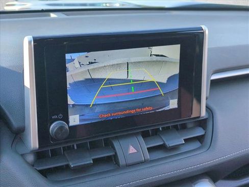 Used 2025 Toyota RAV4 XLE w/ Convenience Package FWD image 13