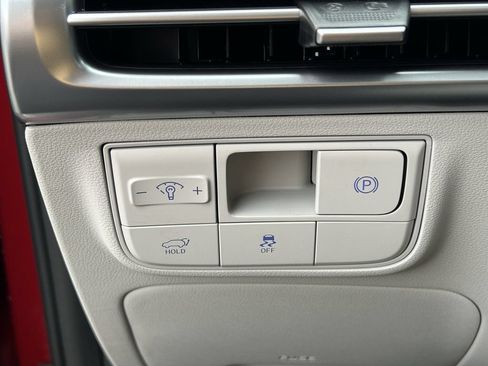 New 2026 Hyundai Tucson Limited FWD image 31