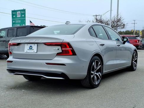 Used 2024 Volvo S60 B5 Plus image 30