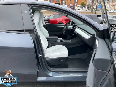 Used 2023 Tesla Model Y Long Range AWD/4WD image 72