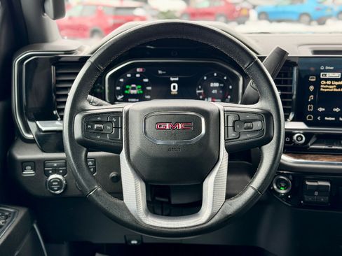 Used 2024 GMC Sierra 3500 SLE image 8