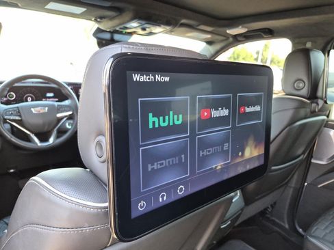Certified 2023 Cadillac Escalade Sport Platinum w/ LPO, ONYX Package AWD/4WD image 16