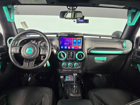 Used 2015 Jeep Wrangler Unlimited Sahara w/ Max Tow Package image 25