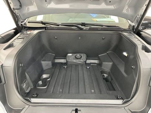Certified 2025 Chevrolet Silverado EV RST AWD/4WD image 11