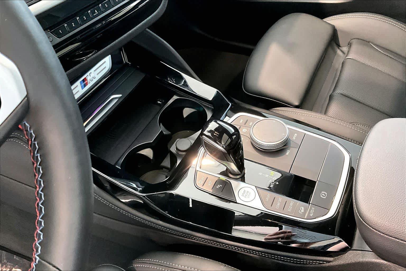 Used 2025 BMW X4 M40i w/ Premium Package AWD/4WD image 18