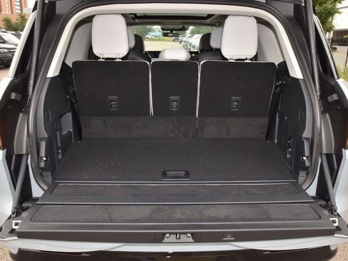 New 2026 Lincoln Navigator Reserve AWD/4WD image 42