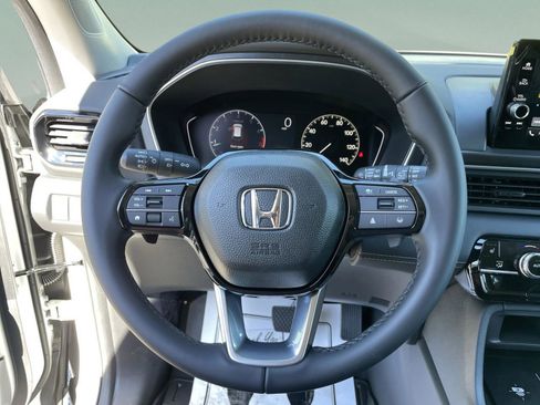 New 2025 Honda Pilot EX-L image 10