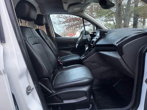 Used 2019 Ford Transit Connect XL image 13