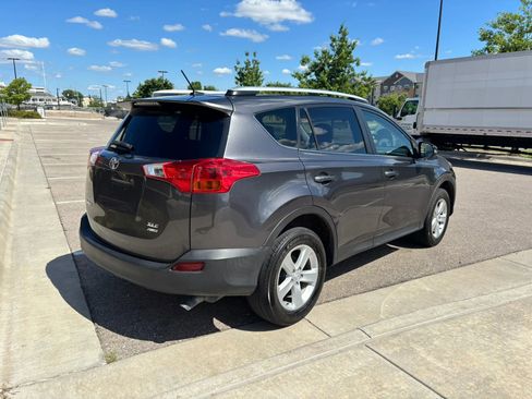 Used 2014 Toyota RAV4 XLE AWD/4WD image 7