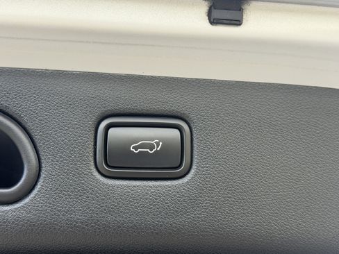 Used 2020 Kia Sportage SX image 16