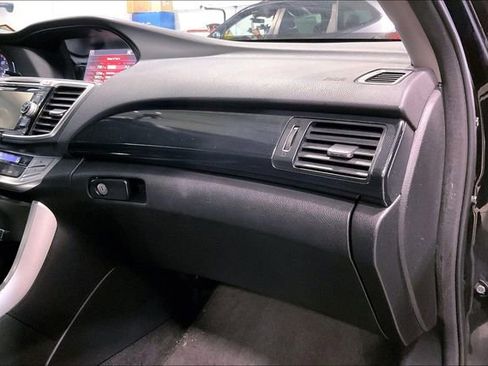 Used 2015 Honda Accord EX image 16