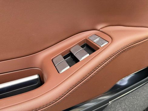 New 2025 Lincoln Navigator L Reserve image 19