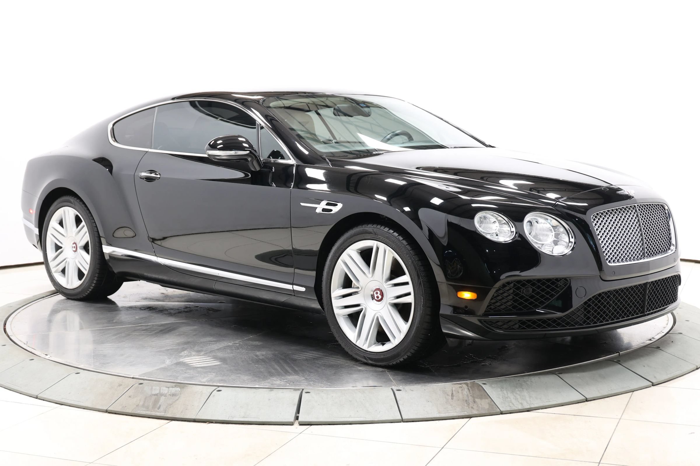 Used 2017 Bentley Continental GT AWD/4WD image 91