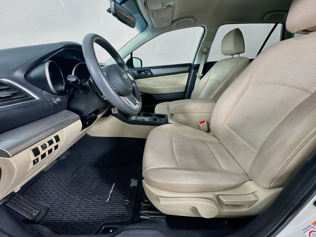 Used 2018 Subaru Outback 2.5i AWD/4WD image 25