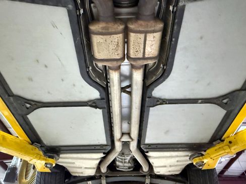 Used 2002 Chevrolet Corvette w/ Preferred Equipment Group2 image 97