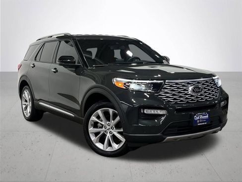 Used 2022 Ford Explorer Platinum w/ Equipment Group 601A image 7