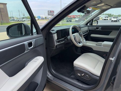 Used 2026 Hyundai Santa Fe SEL AWD/4WD image 13