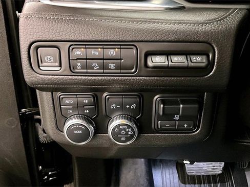 Used 2023 GMC Yukon Denali w/ LPO, Floor Liner Package image 38