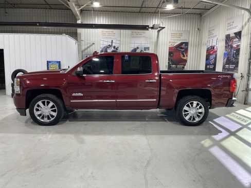 Used 2016 Chevrolet Silverado 1500 High Country w/ High Country Premium Package image 5