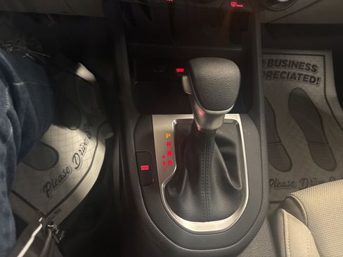 Used 2023 Kia Forte LXS w/ LXS Technology Package image 29