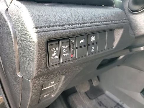 Used 2023 Honda Odyssey EX-L image 11