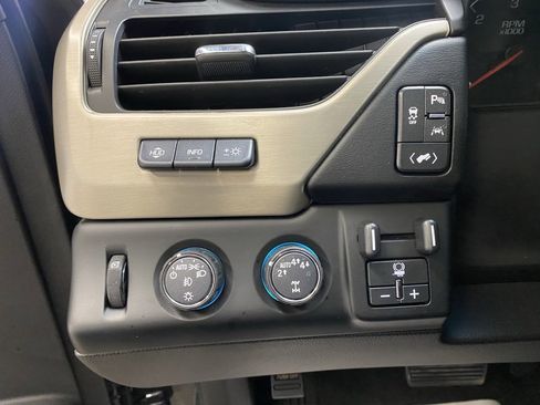 Used 2018 GMC Yukon Denali w/ Open Road Package image 25