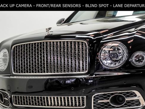 Used 2018 Bentley Mulsanne RWD image 2