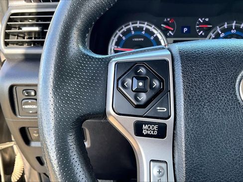 Used 2016 Toyota 4Runner SR5 RWD image 22